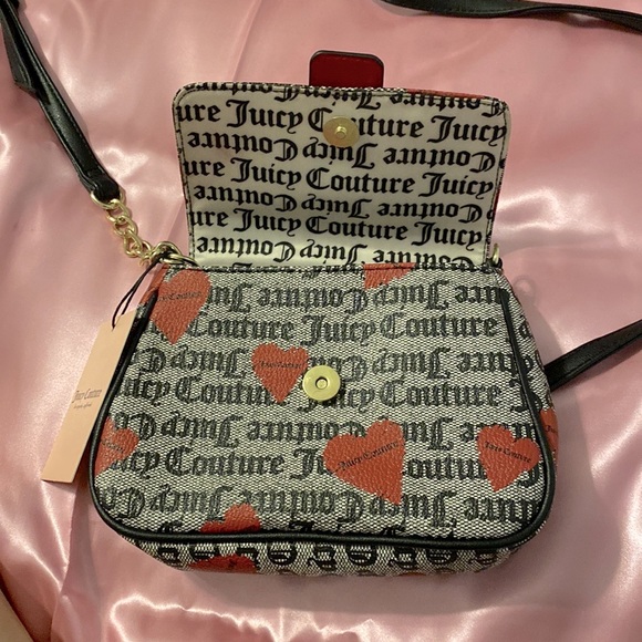 Juicy Couture Heart Crossbody Purse - Picture 5 of 6